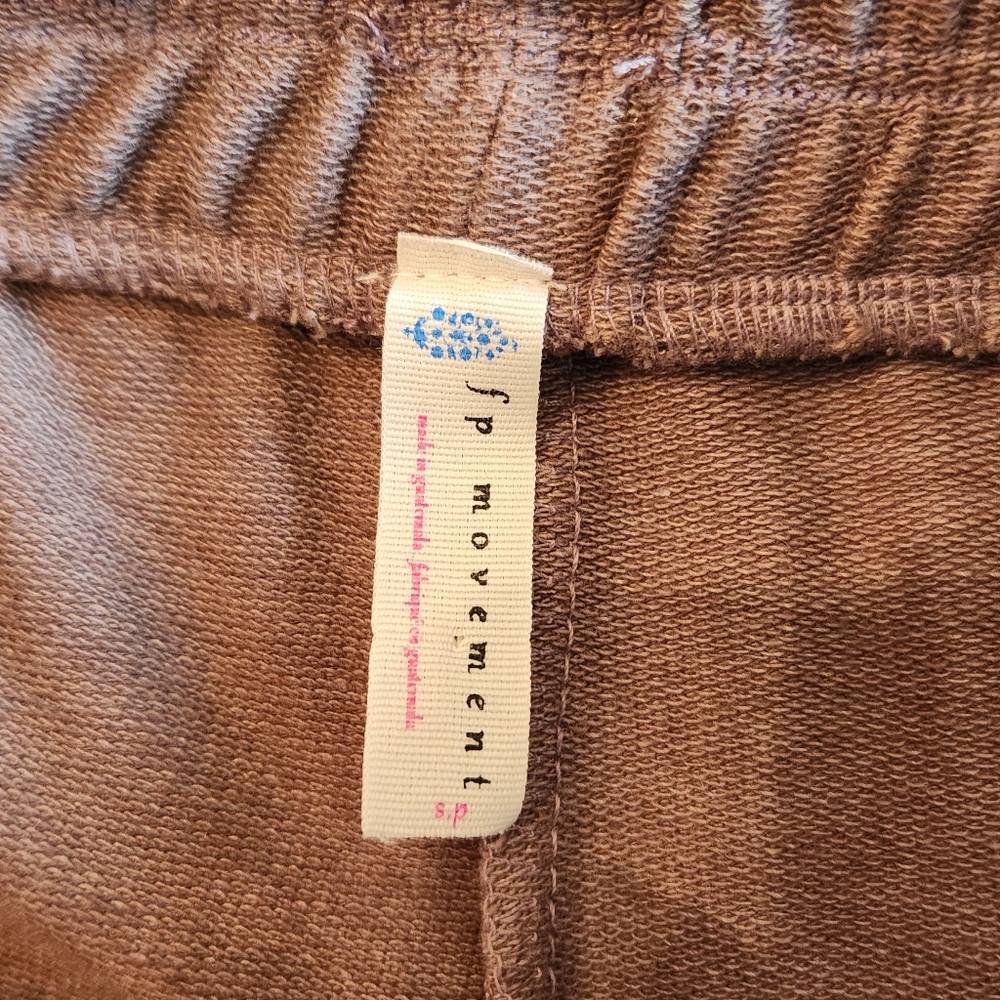 Free People Movement Sunny Skinny Sweatpant in Taupe Small - Picture 4 of 7